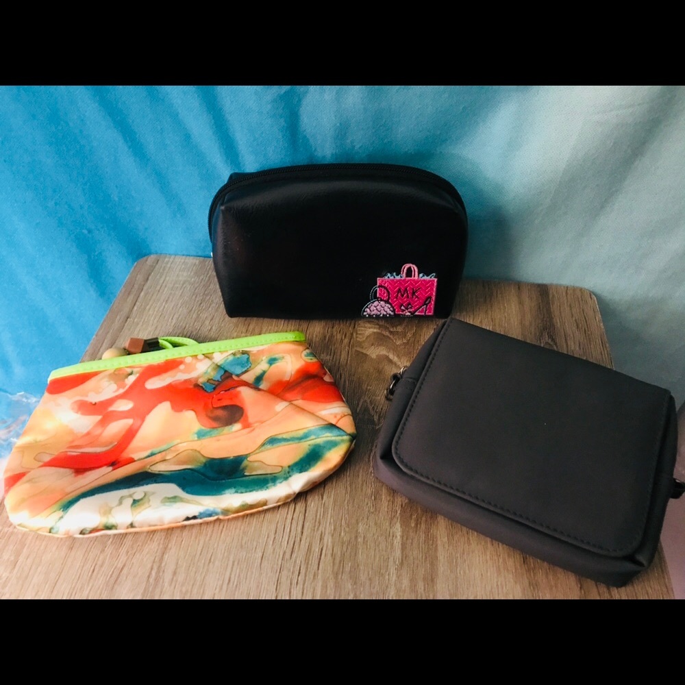 3 Mary Kay makeup bags